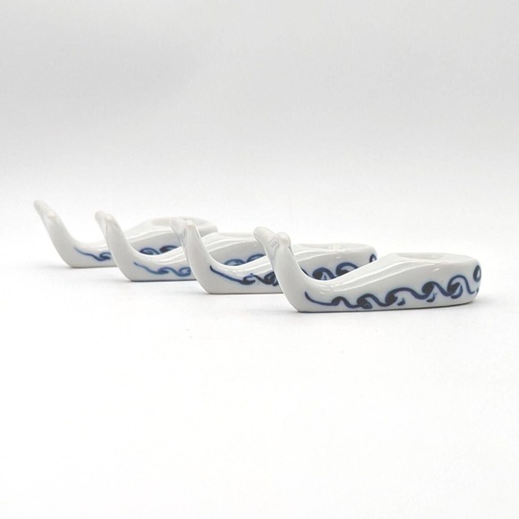 Vintage Porcelain Smiling Whale Salt Cellars Open Salt Pinch Dish Set of Four - Picture 2 of 10